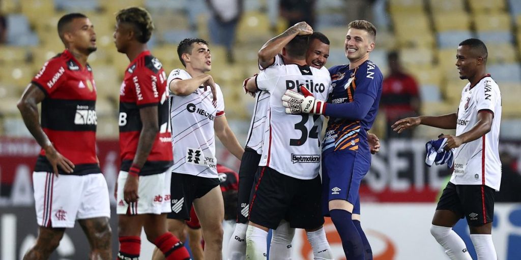 3-0: Paranaense thrashed Flamengo and will play the final of the Copa do Brasil against Mineiro