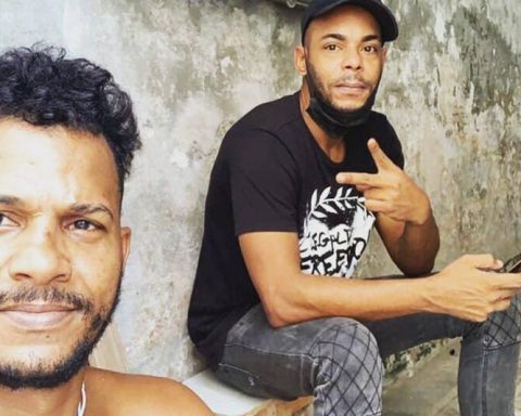 Cuban rapper Maykel Osorbo deposes hunger and thirst strike in prison