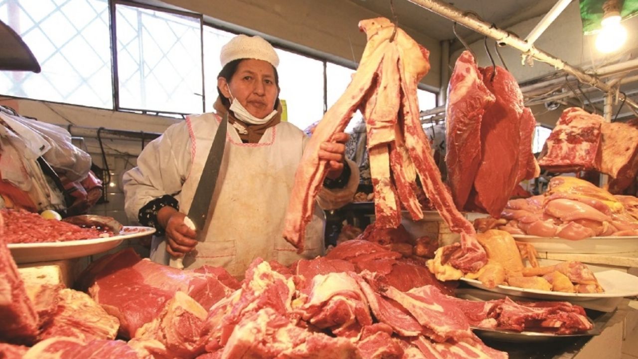 Government advises to sell meat "at a lower price" direct to the consumer through Emapa
