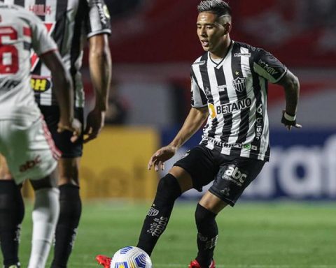 Mineiro falls to Flamengo and the title dispute is still alive