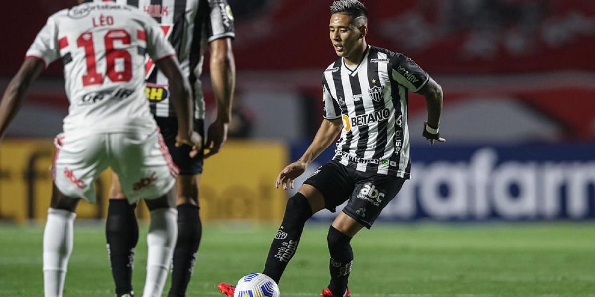 Mineiro falls to Flamengo and the title dispute is still alive