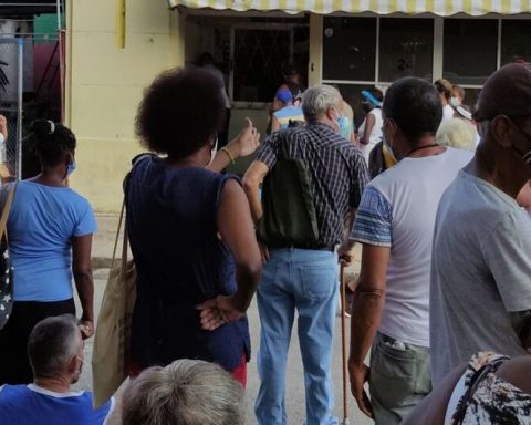 The Cuban obsession for poor quality bread that solves the three daily meals