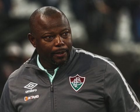 Why are there (almost) no black coaches in Brazil?