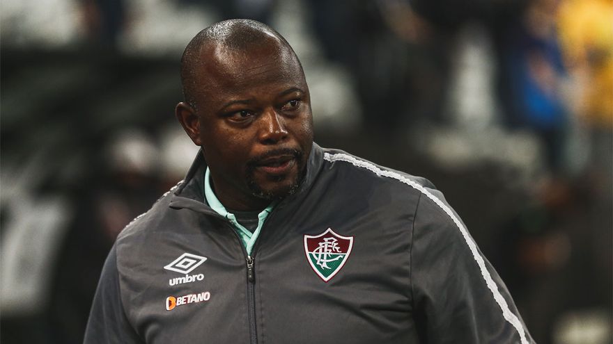 Why are there (almost) no black coaches in Brazil?