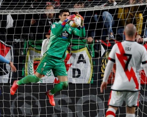 0-0: Celta leaves Vallecas alive thanks to a stellar Dituro