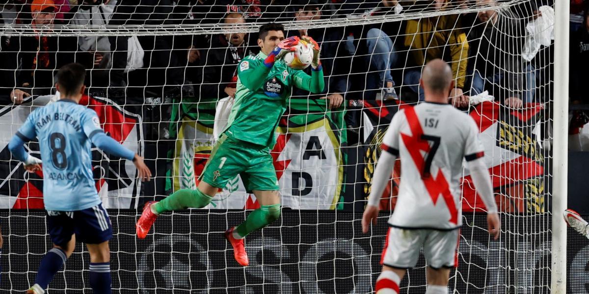 0-0: Celta leaves Vallecas alive thanks to a stellar Dituro
