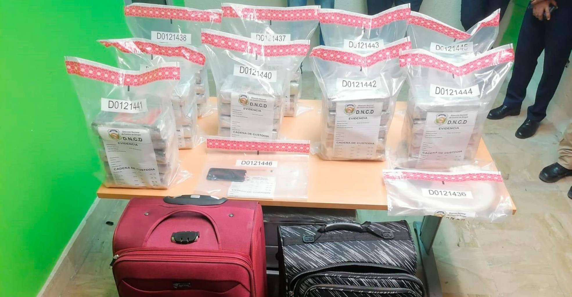 45 packages of possible cocaine found at Punta Cana airport