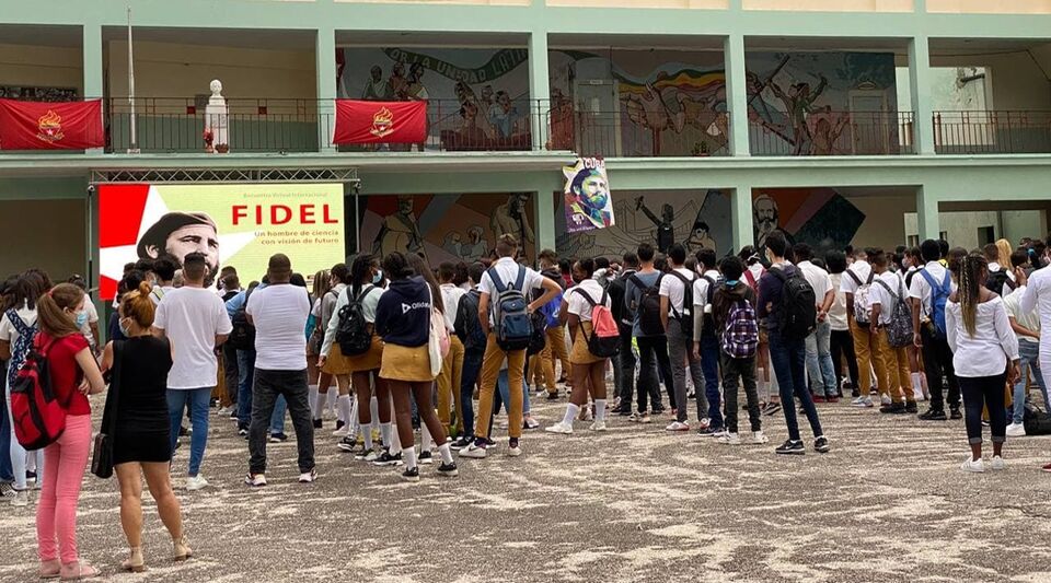 A harangue against 11J to start the school year in Havana
