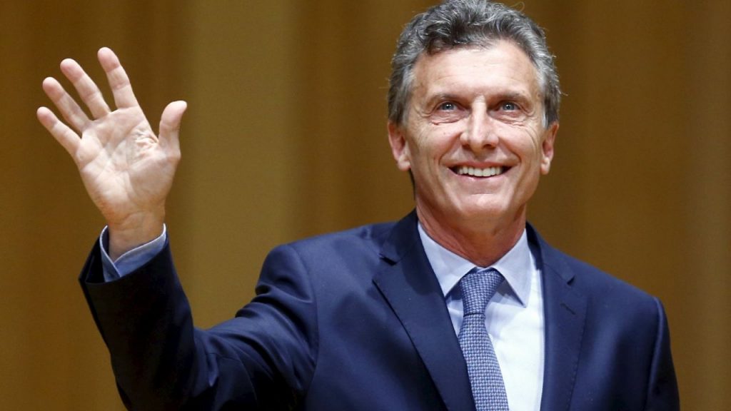 After returning to the country, Mauricio Macri requested a new permit to leave