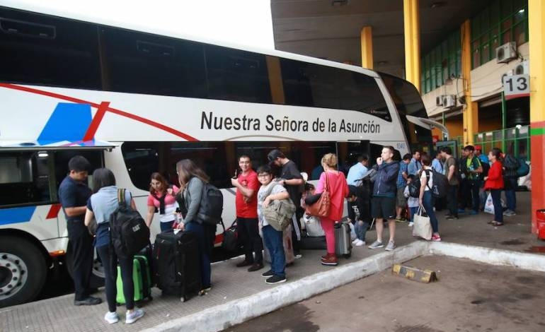 Agreement to reopen passenger transport services with Argentina