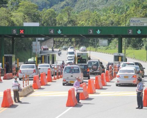 Announce the installation of more tolls in the country