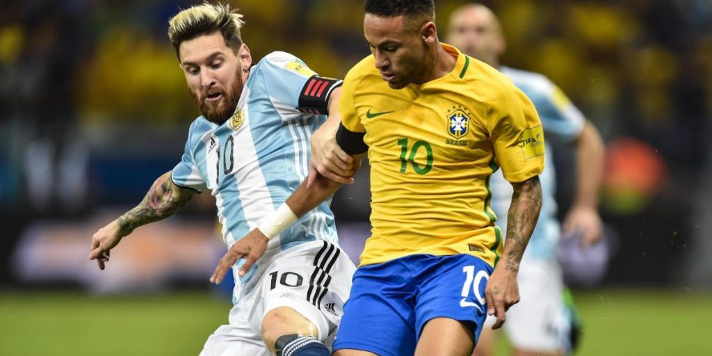 Argentina and Messi go for the ticket to the World Cup against a Brazil without Neymar