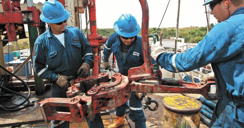 At risk, 12% of Colombian budget revenues if oil exploration ceases