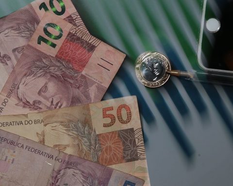 Caixa announces payment schedule for Brazil Aid