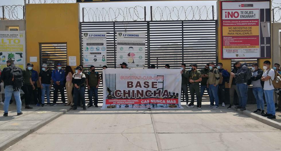 Chincha and Ica prison workers demand job stability