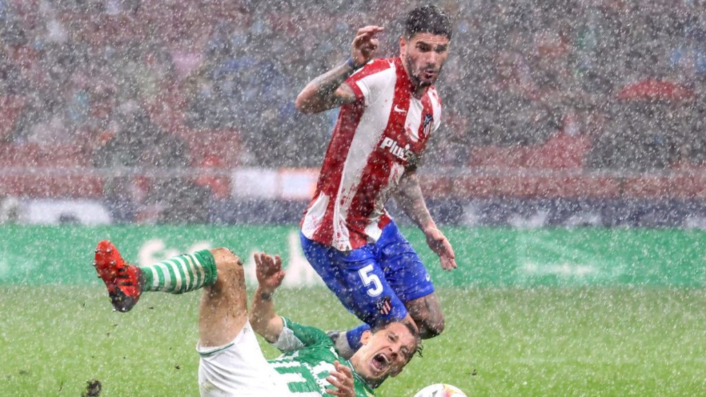 De Paul, en el Atlético-Betis, en el que brilló.