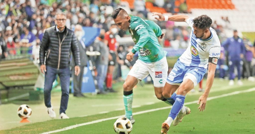 Defensive errors of Puebla give the pass to León