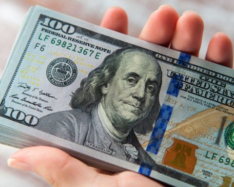 Dollar today: how much the currency is trading at this Thursday, November 4