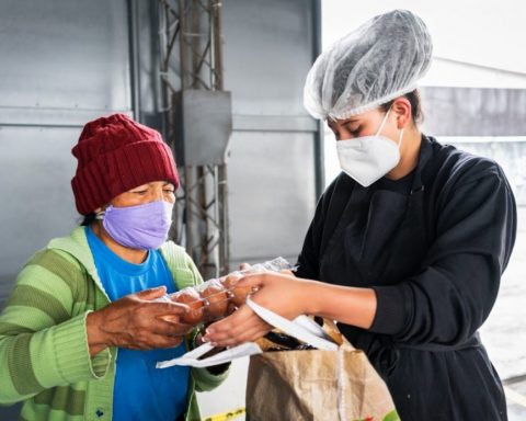 El 41% de los hogares en el Ecuador tienen dificultad para conseguir alimentos diariamente.