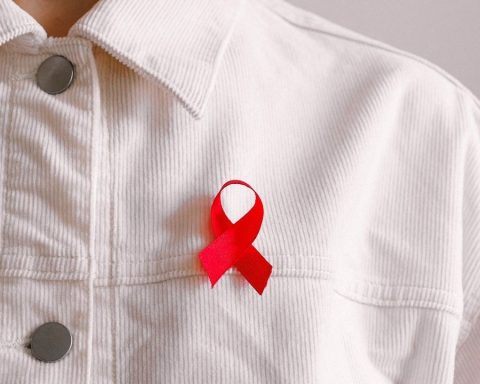 How to fight HIV ?: Prevent, detect and treat