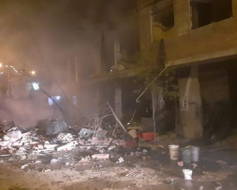 Huancayo: Explosion in a pyrotechnic warehouse leaves one dead, two injured, a house destroyed and several affected (VIDEO)