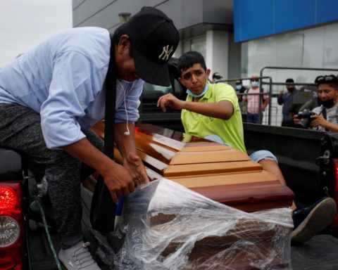 Identified 34 bodies of dead inmates in Guayaquil