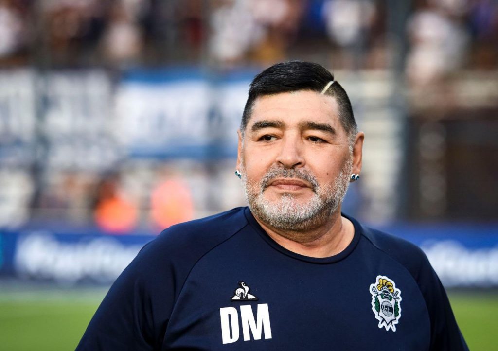 Maradona, a "popular saint" for his followers after a year of his death