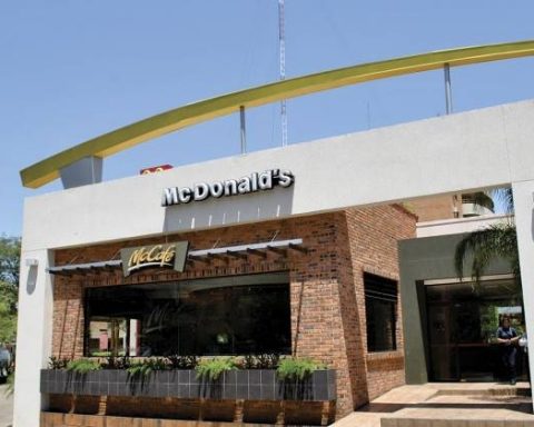 McDonald's expands in the country through an alliance with Grupo Cartes and Cogorno