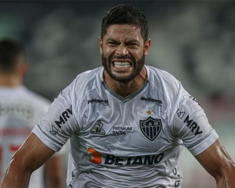 Mineiro gives up a draw but maintains his advantage over Flamengo