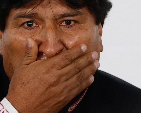 Morales is bankrupt at the presentation of the book "Evo Operation Rescue"