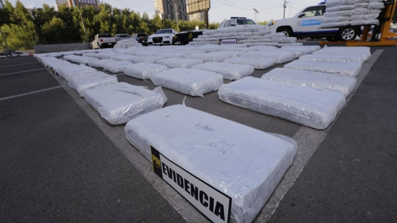 Operation Manzanillo: More than a ton of drugs from Mexico were seized by the PDI