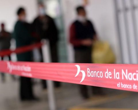 Payment of bonds caused damage to the State for S / 579 thousand due to an error in the Banco de la Nación software