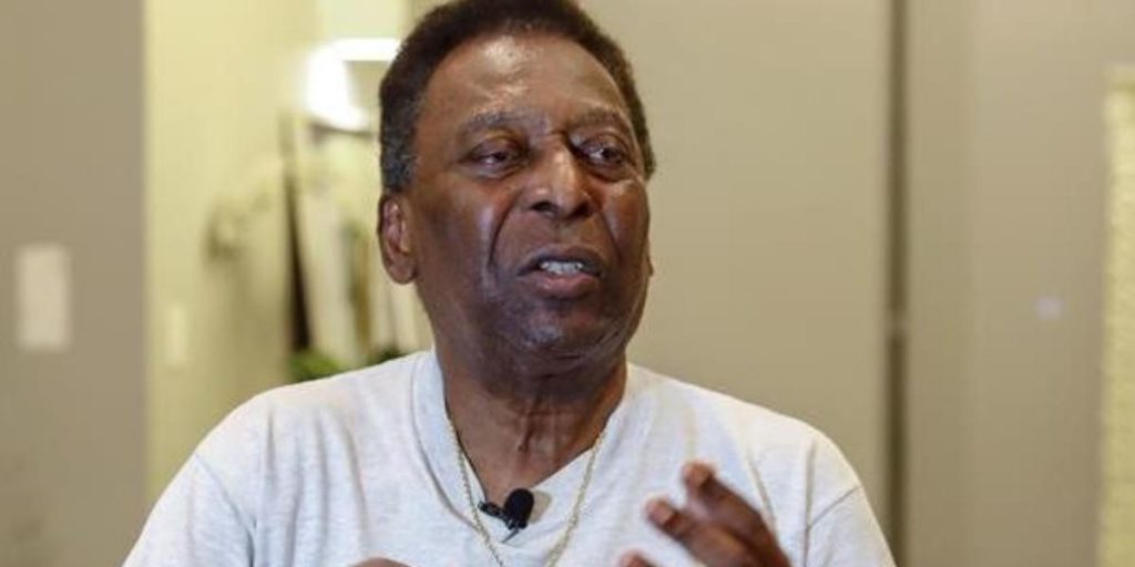 Pelé: & quot; I'm very well, I feel better every day & quot;