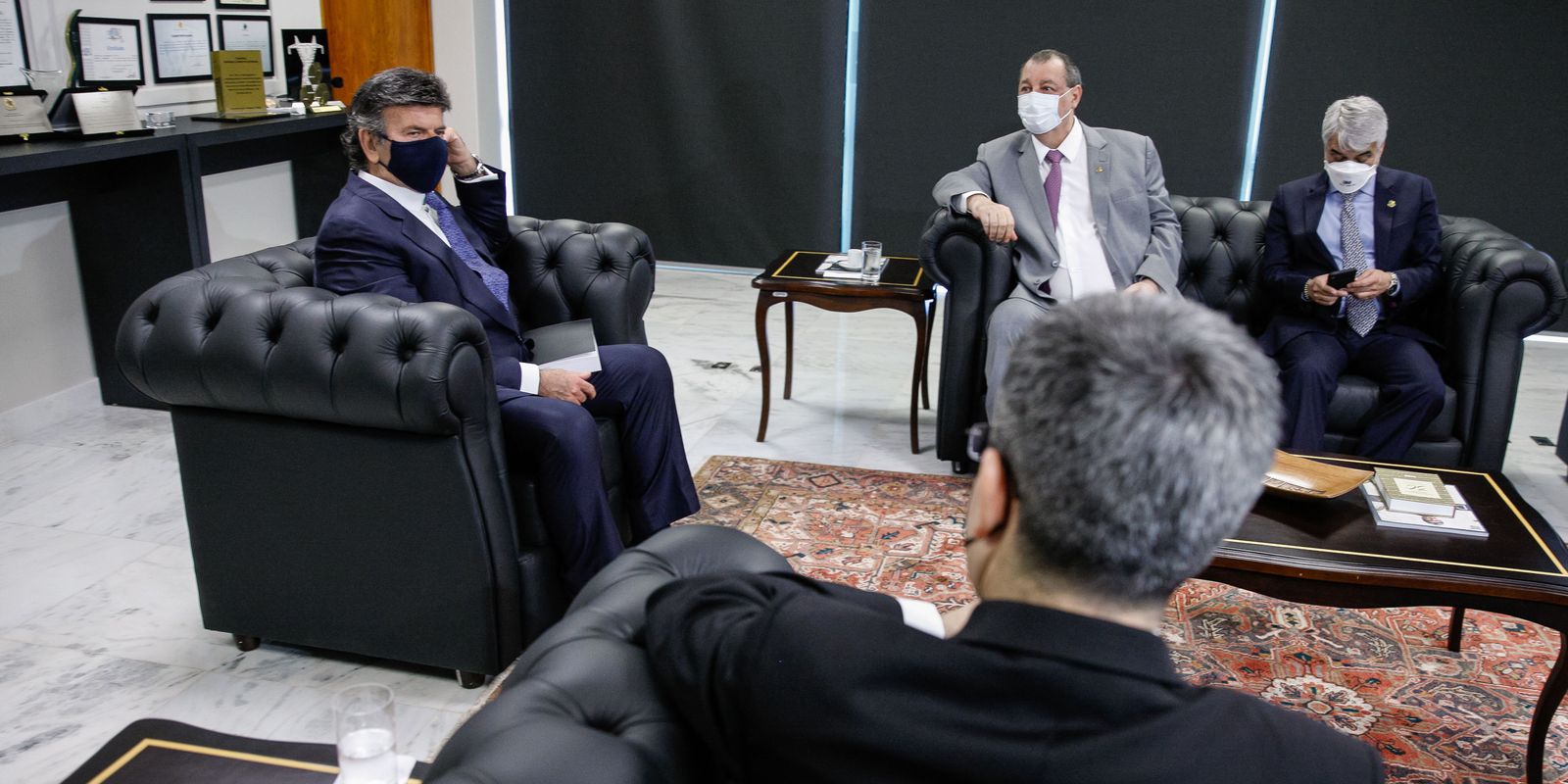 President of the STF receives report from the CPI on the Pandemic