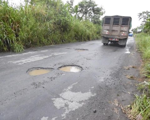PROBLEMA. El mal estado es la regla en gran parte de la red vial ecuatoriana.