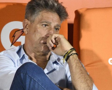 Renato Gaúcho puts his position at the disposal of Flamengo