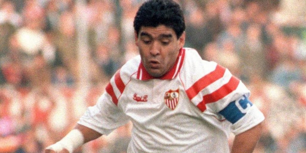 Sevilla remembered Maradona on the anniversary of his death