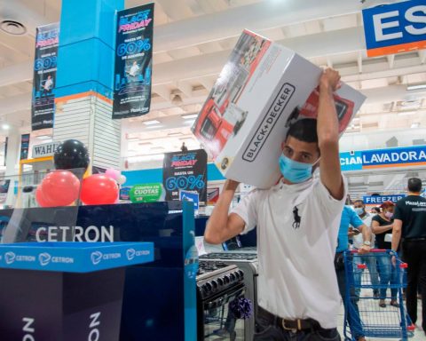 Shops bet to recover their sales on a Black Friday with less dynamism