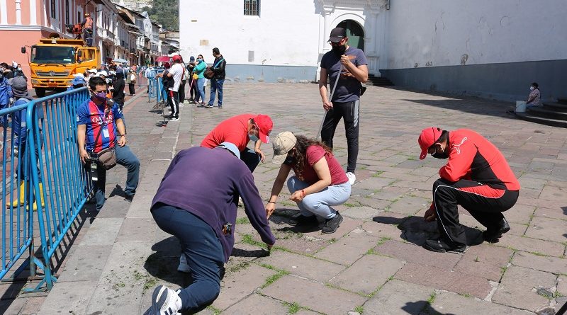 Con minga inicia las Fiestas de Quito