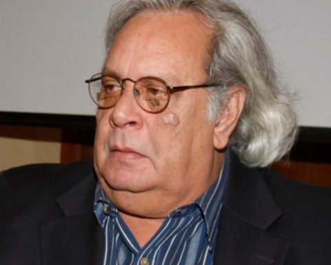 The poet and opponent Raúl Rivero dies: "He never adapted to living outside of Cuba"