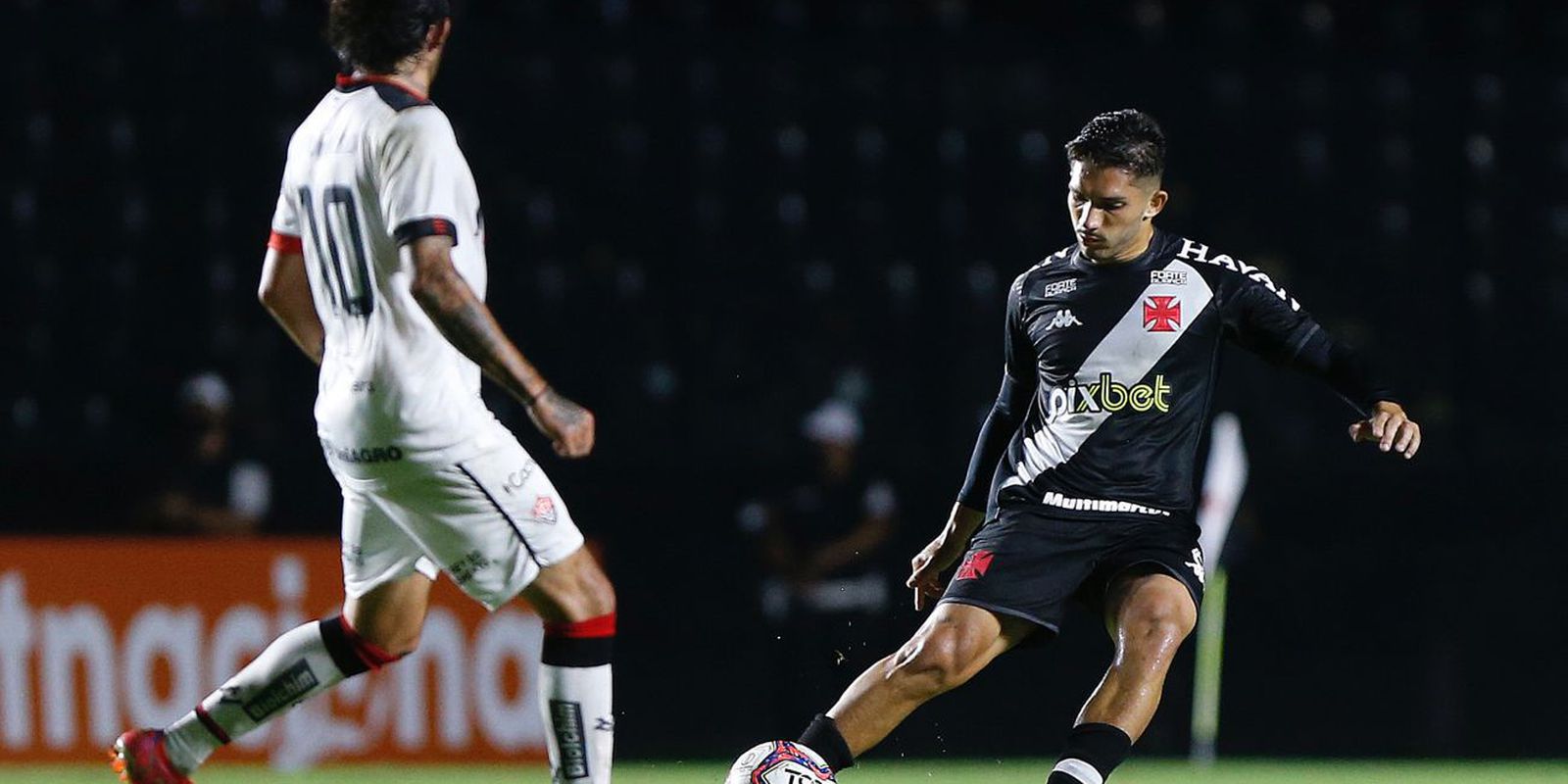 Vasco is thrashed in São Januário and continues in Serie B in 2022