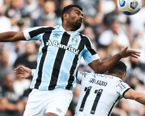 1-1: The historic Gremio, one step away from the descent