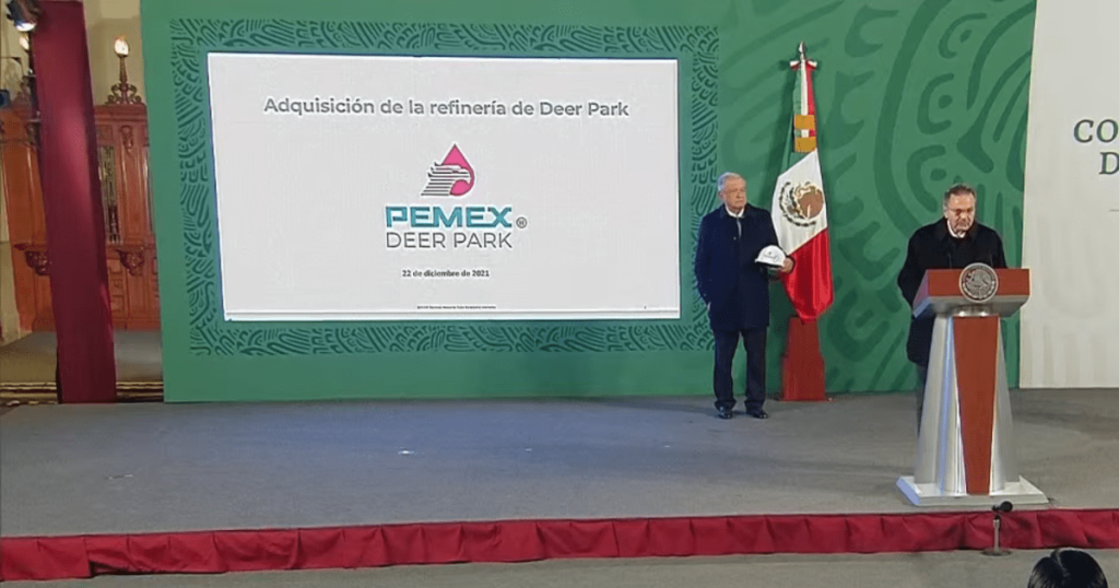 AMLO announces that the US has already authorized the sale of the Deer Park refinery to Pemex