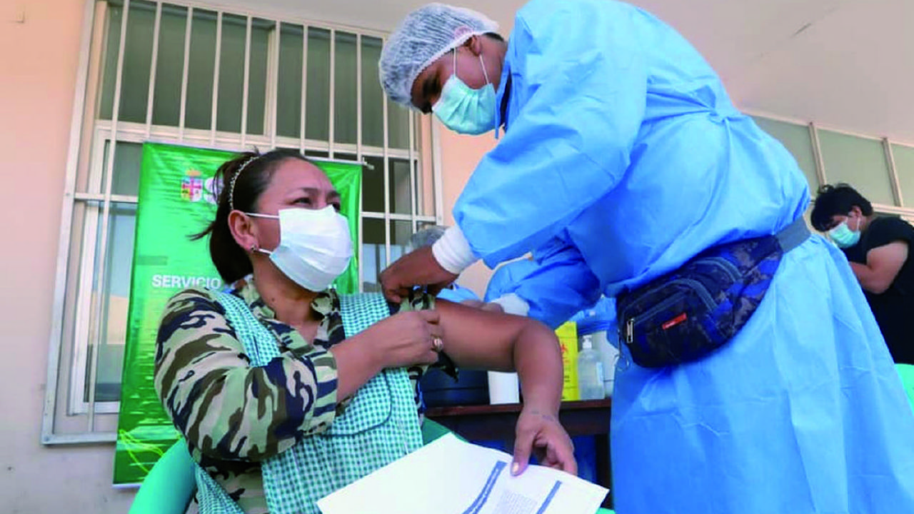 Bolivia reports 1,844 covid cases and vaccinates 110,243 children from 5 to 11 years old