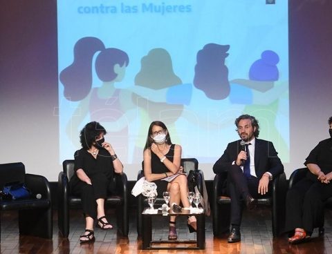 Cafiero and Gómez Alcorta presented the protocols against violence