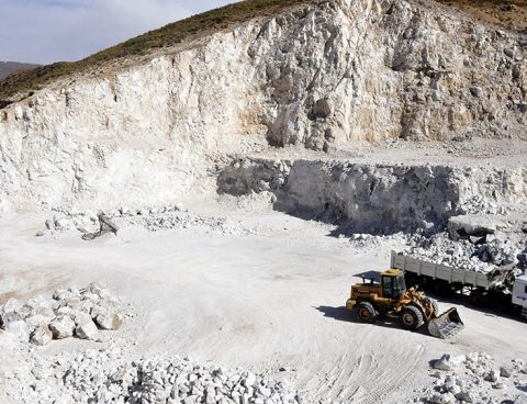 Chubut approved the mega-mining law for the central plateau