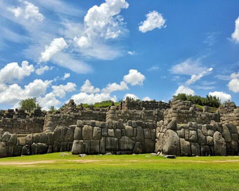 Cusco authorities meet to solve problems in Sacsayhuamán