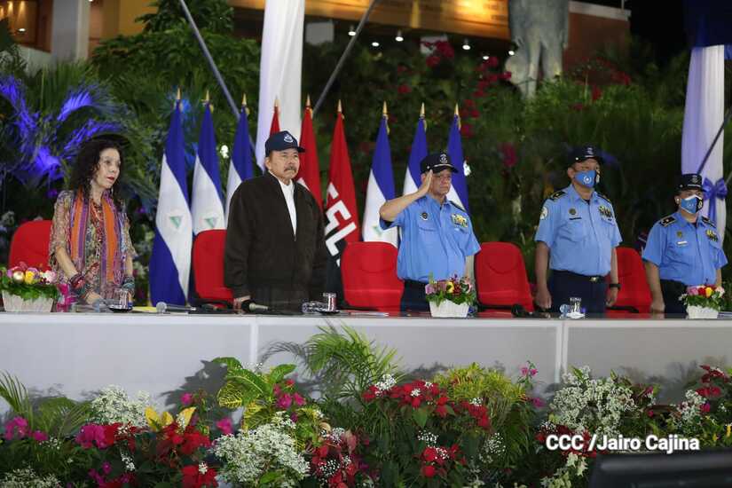 Daniel Ortega Policía Ejército de nicaragua