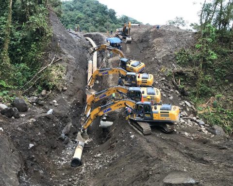 Erosion of the Coca River advances and affects the E45 road again