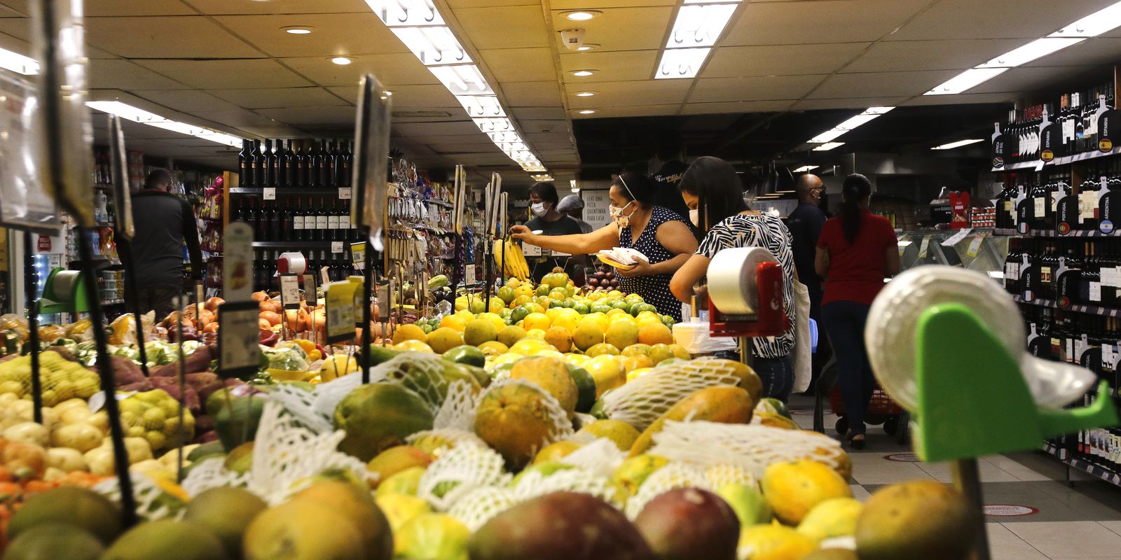 Food basket price rises in nine cities